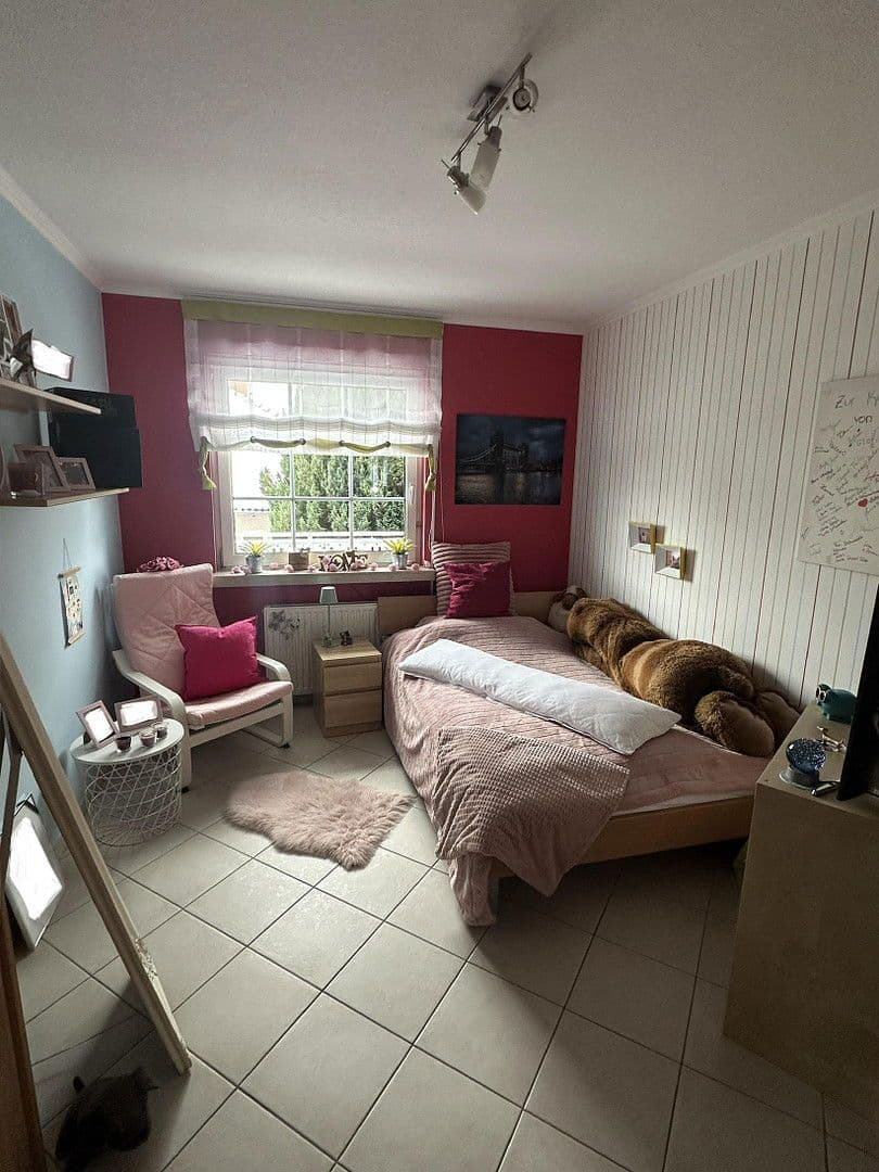 Predaj domu 230 m², pozemek 809 m², Volkmarsen, Hesensko Predaj domu 230 m², pozemek 809 m², Volkmarsen, Hesensko