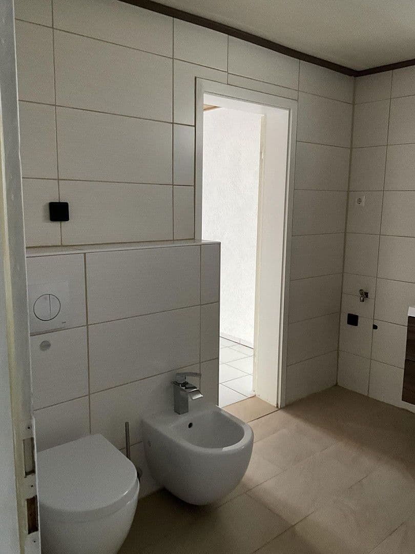 Prenájom domu 88 m², pozemek 42 m², Frankenthal, Porýnie-Falcko Prenájom domu 88 m², pozemek 42 m², Frankenthal, Porýnie-Falcko