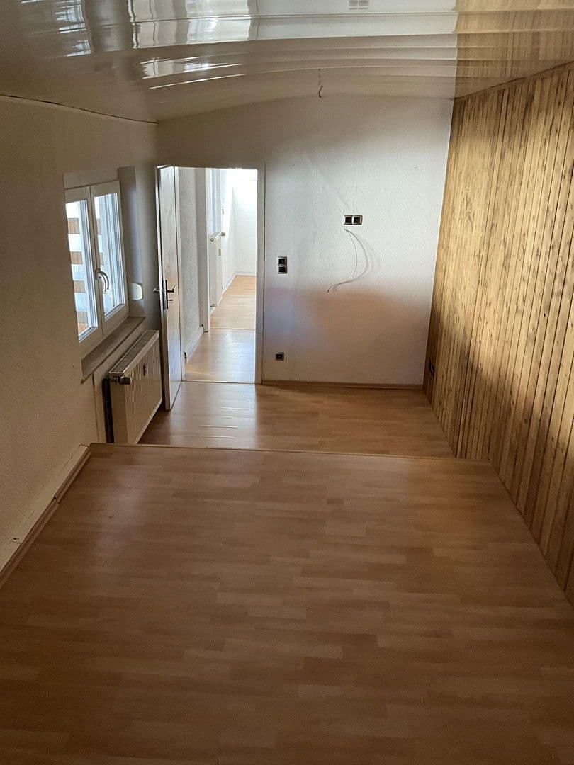 Prenájom domu 88 m², pozemek 42 m², Frankenthal, Porýnie-Falcko Prenájom domu 88 m², pozemek 42 m², Frankenthal, Porýnie-Falcko