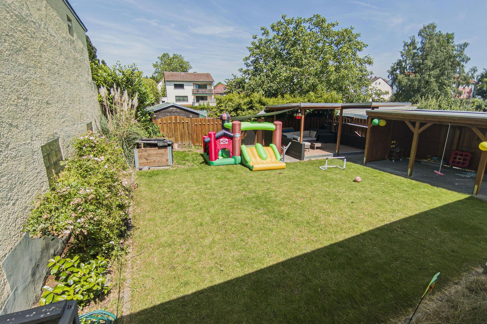 Predaj domu 147 m², pozemek 453 m², Friedberg (Hessen), Hesensko Predaj domu 147 m², pozemek 453 m², Friedberg (Hessen), Hesensko