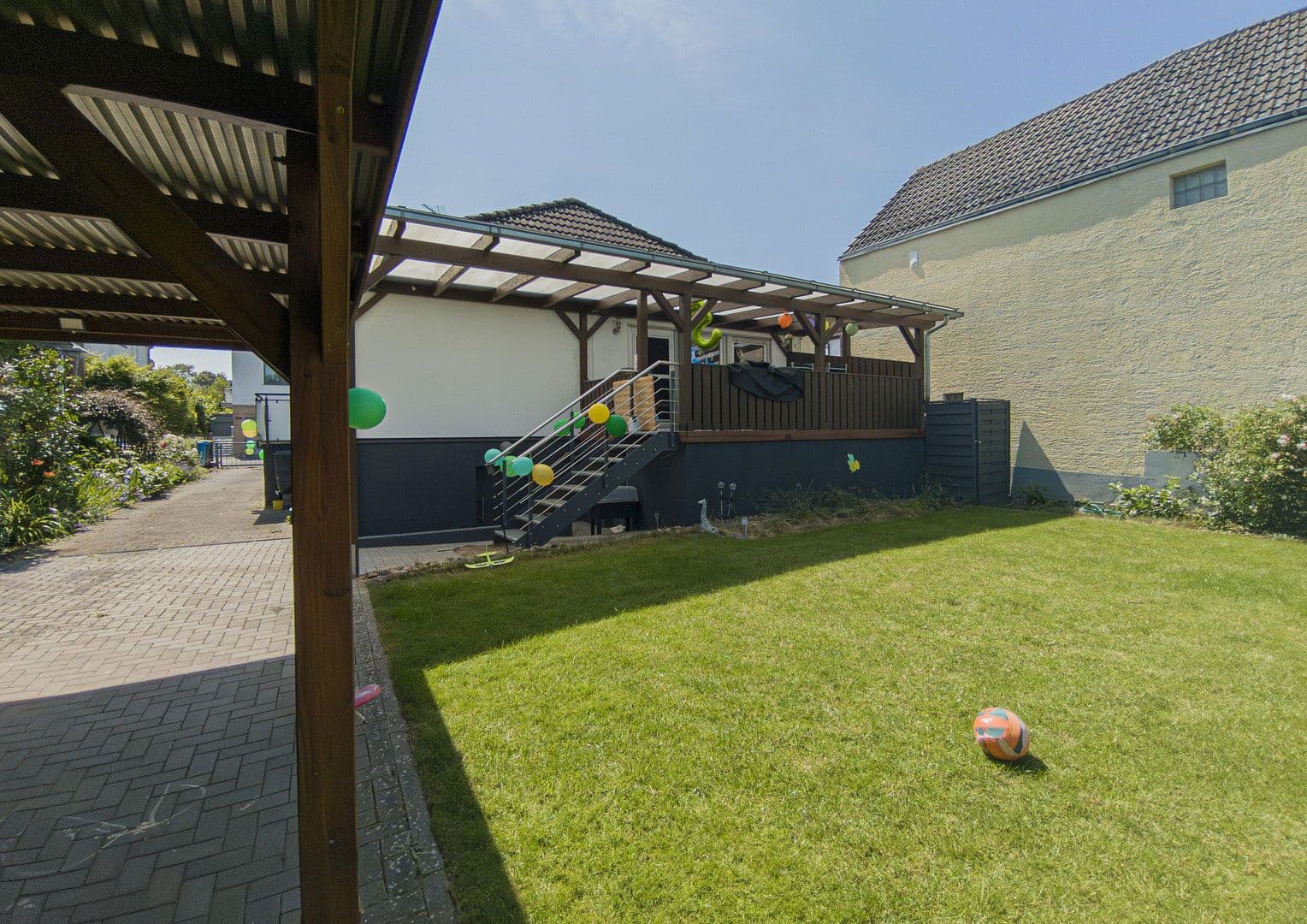 Predaj domu 147 m², pozemek 453 m², Friedberg (Hessen), Hesensko Predaj domu 147 m², pozemek 453 m², Friedberg (Hessen), Hesensko