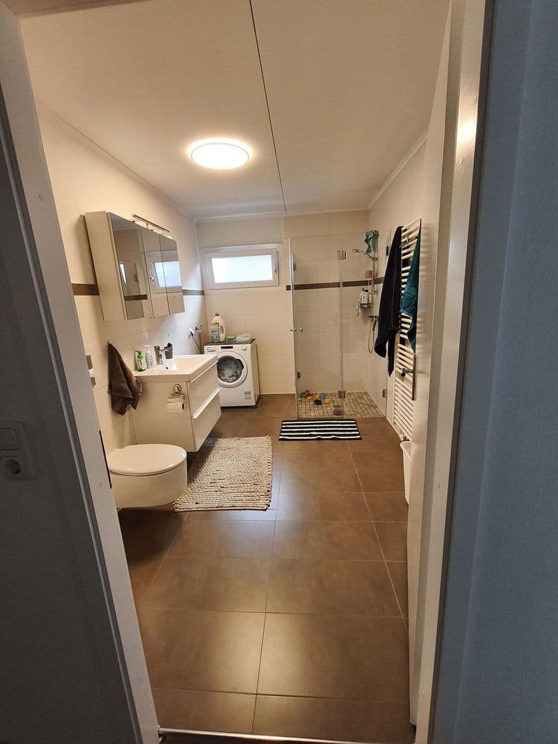 Predaj domu 147 m², pozemek 453 m², Friedberg (Hessen), Hesensko Predaj domu 147 m², pozemek 453 m², Friedberg (Hessen), Hesensko