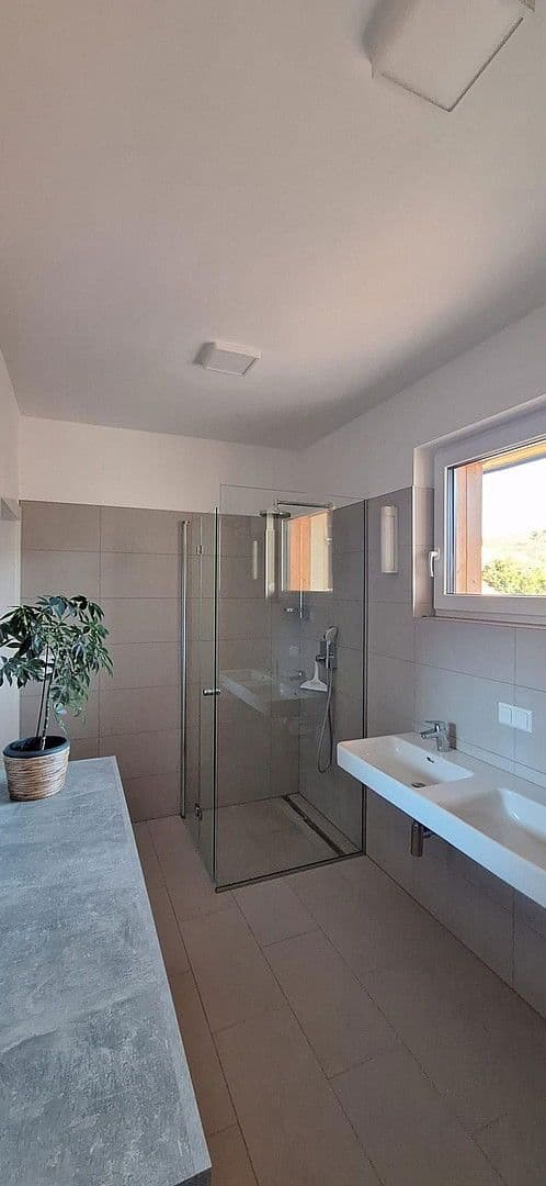 Predaj domu 141 m², pozemek 200 m², Altgasse 8/3, St. Andrä Wördern, Dolné Rakúsko Predaj domu 141 m², pozemek 200 m², Altgasse 8/3, St. Andrä Wördern, Dolné Rakúsko