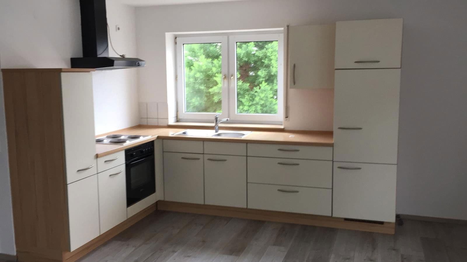 Predaj bytu 1-izbový 54 m², Brunnenstr. 15/1, Krauchenwies, Bádensko-Wurttembersko Predaj bytu 1-izbový 54 m², Brunnenstr. 15/1, Krauchenwies, Bádensko-Wurttembersko