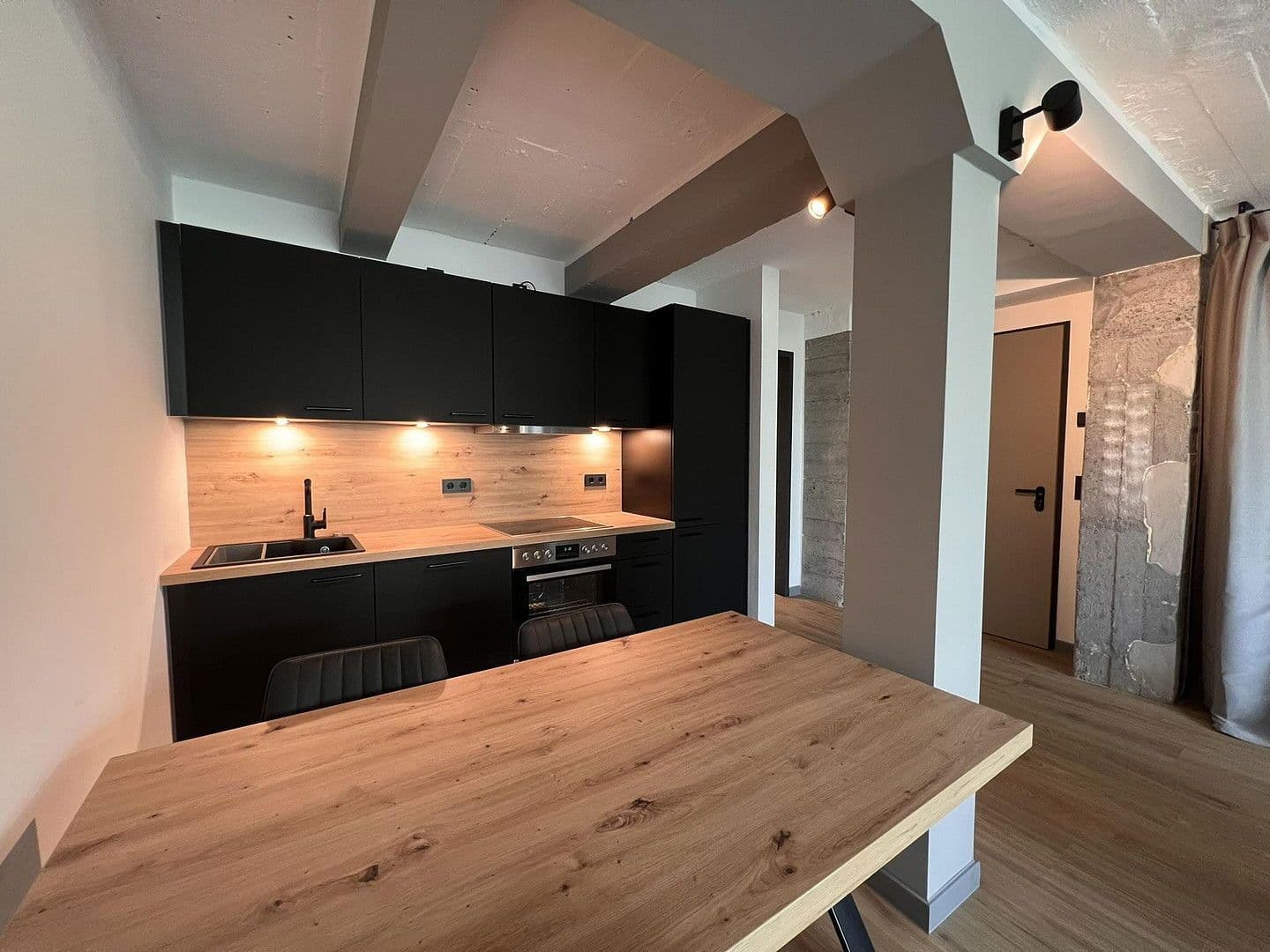 Prenájom bytu 1-izbový 53 m², Habichtstraße 37, Hamburg, Hamburg Prenájom bytu 1-izbový 53 m², Habichtstraße 37, Hamburg, Hamburg