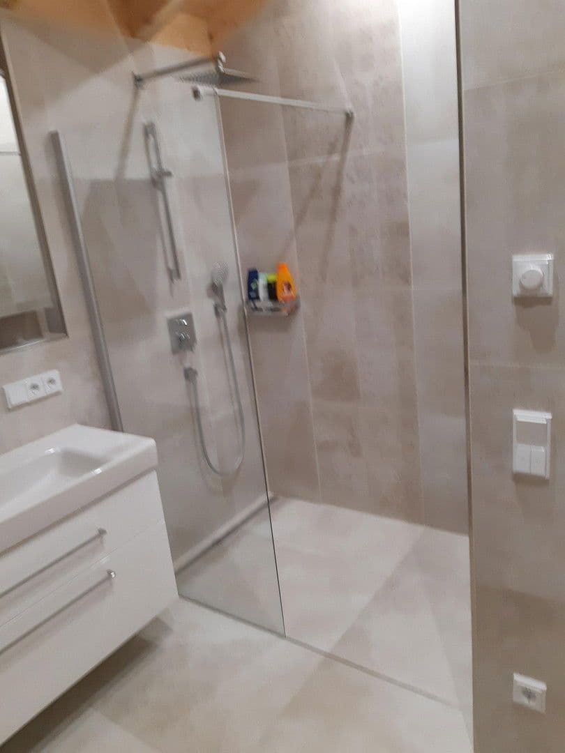 Predaj domu 144 m², pozemek 360 m², Siegsdorf, Bavorsko Predaj domu 144 m², pozemek 360 m², Siegsdorf, Bavorsko