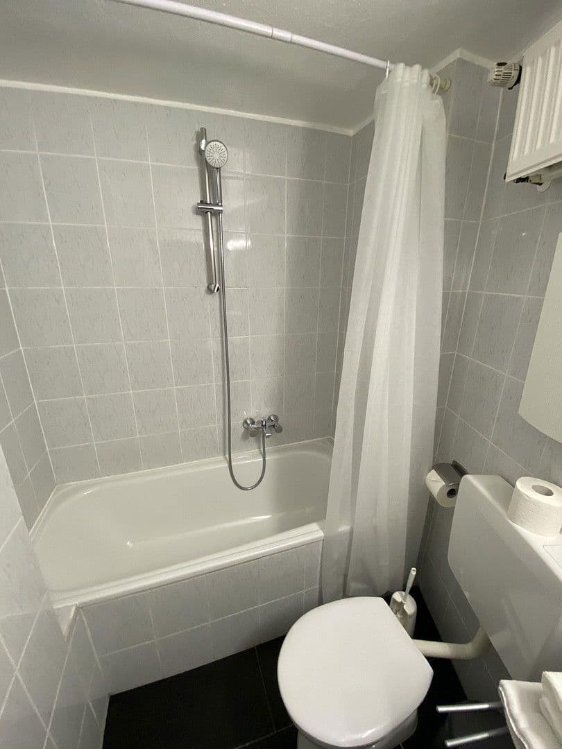 Prenájom bytu 1-izbový 27 m², Cantadorstr. 21, Düsseldorf, Severné Porýnie - Westfálsko Prenájom bytu 1-izbový 27 m², Cantadorstr. 21, Düsseldorf, Severné Porýnie - Westfálsko