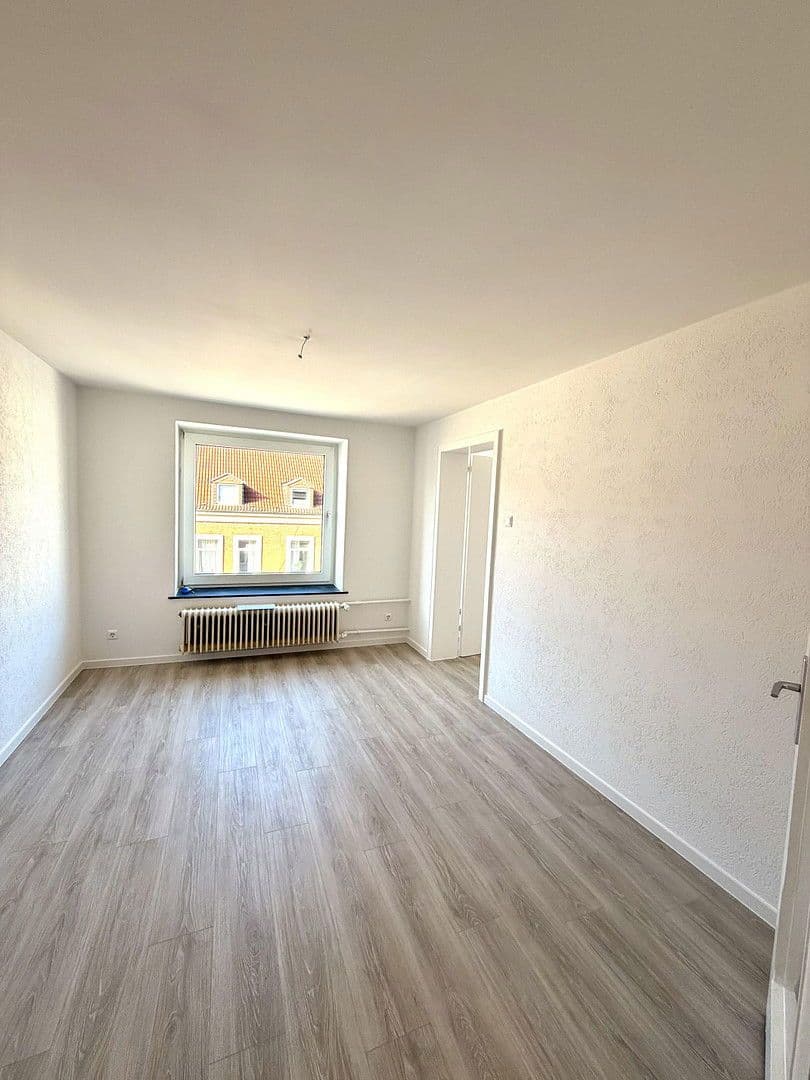 Prenájom bytu 3-izbový 65 m², Hannover, Dolné Sasko Prenájom bytu 3-izbový 65 m², Hannover, Dolné Sasko