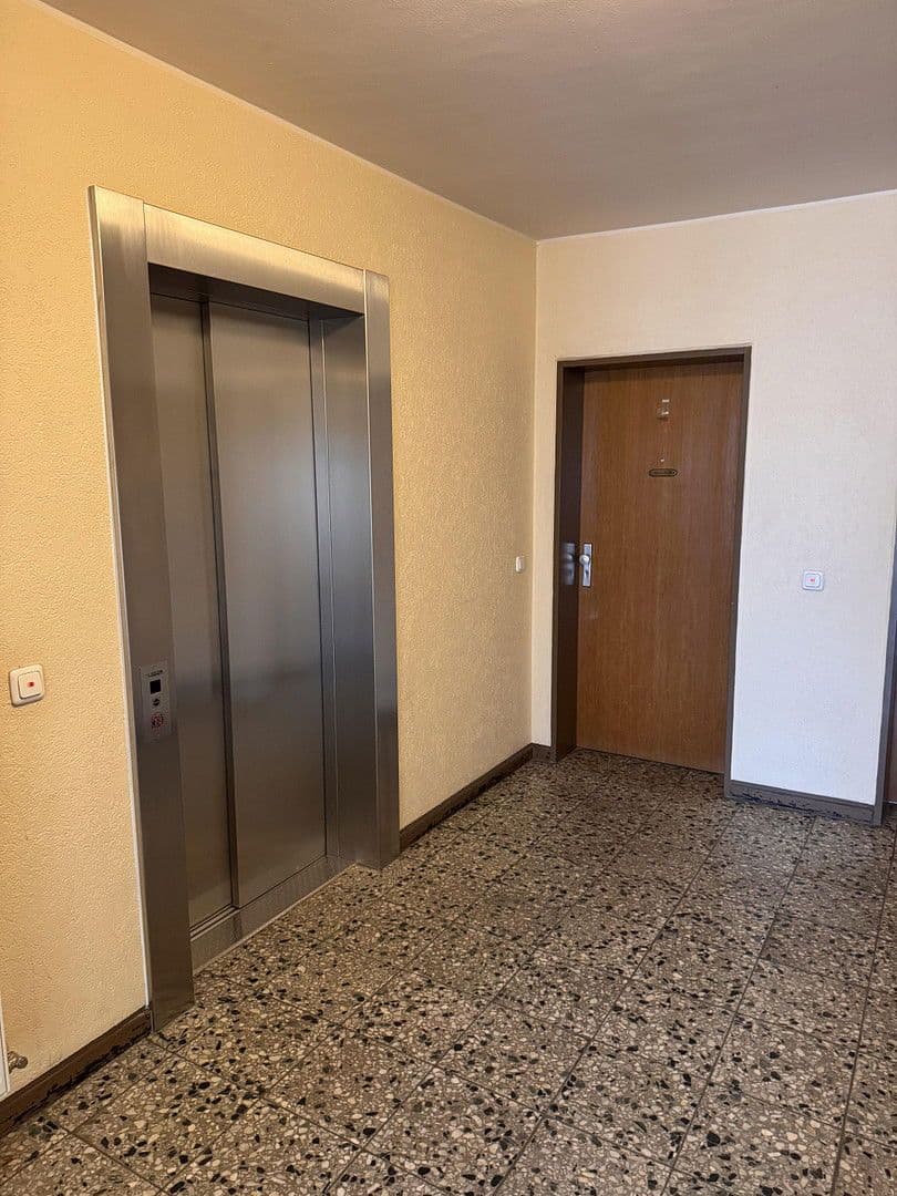 Predaj bytu 4-izbový 106 m², Alte Heerstr. 120, Kaarst, Severné Porýnie - Westfálsko Predaj bytu 4-izbový 106 m², Alte Heerstr. 120, Kaarst, Severné Porýnie - Westfálsko