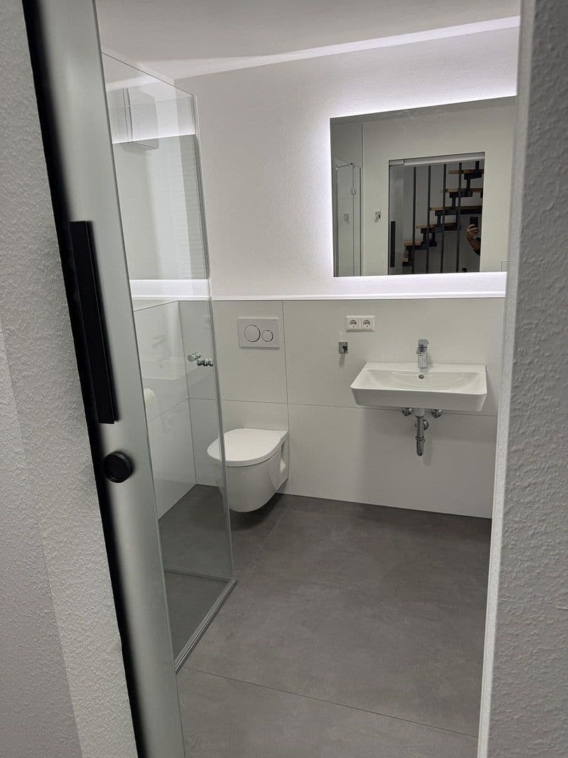 Prenájom domu 160 m², pozemek 160 m², Rankackerweg 38A, Freiburg im Breisgau, Bádensko-Wurttembersko Prenájom domu 160 m², pozemek 160 m², Rankackerweg 38A, Freiburg im Breisgau, Bádensko-Wurttembersko