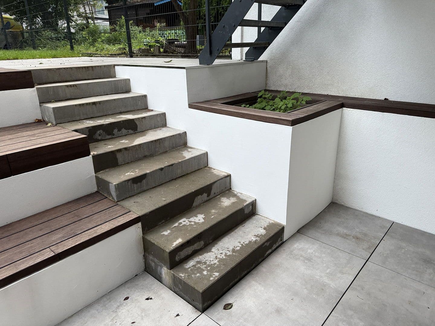 Prenájom domu 160 m², pozemek 160 m², Rankackerweg 38A, Freiburg im Breisgau, Bádensko-Wurttembersko Prenájom domu 160 m², pozemek 160 m², Rankackerweg 38A, Freiburg im Breisgau, Bádensko-Wurttembersko