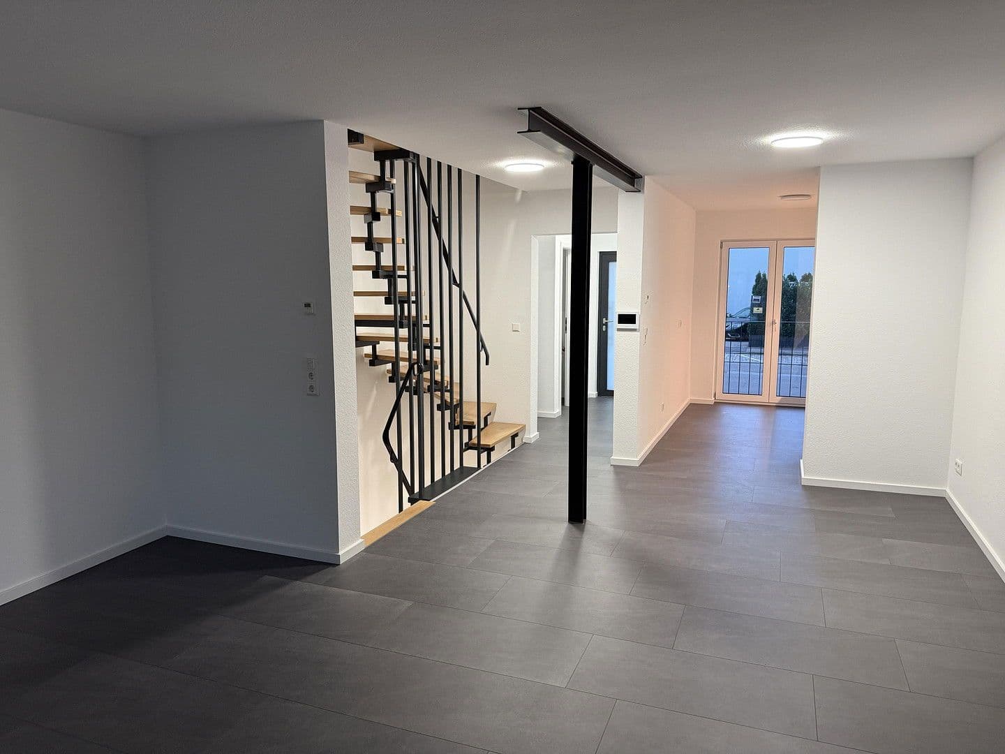 Prenájom domu 160 m², pozemek 160 m², Rankackerweg 38A, Freiburg im Breisgau, Bádensko-Wurttembersko Prenájom domu 160 m², pozemek 160 m², Rankackerweg 38A, Freiburg im Breisgau, Bádensko-Wurttembersko