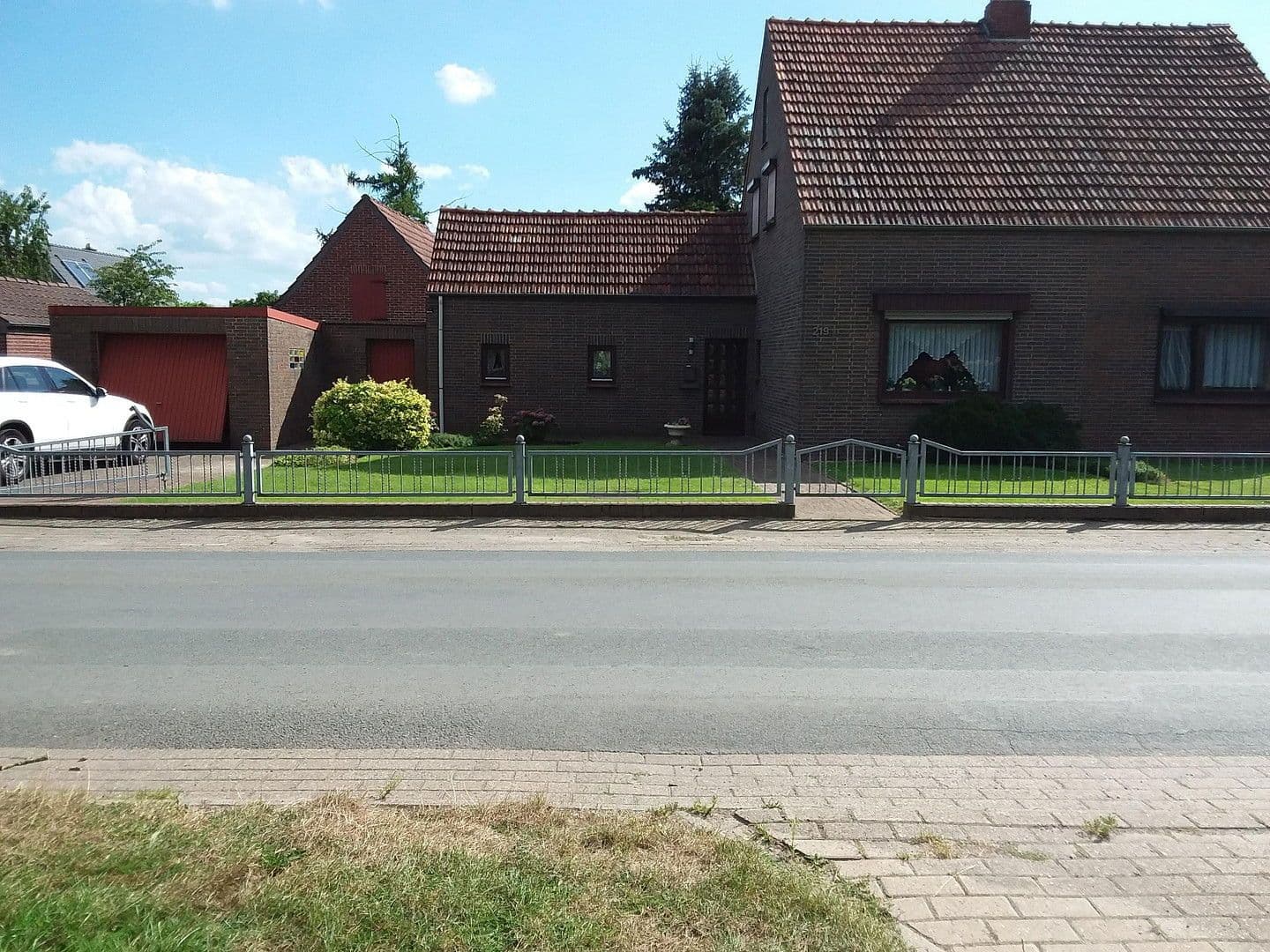 Predaj domu 90 m², pozemek 1.938 m², Berne, Dolné Sasko Predaj domu 90 m², pozemek 1.938 m², Berne, Dolné Sasko