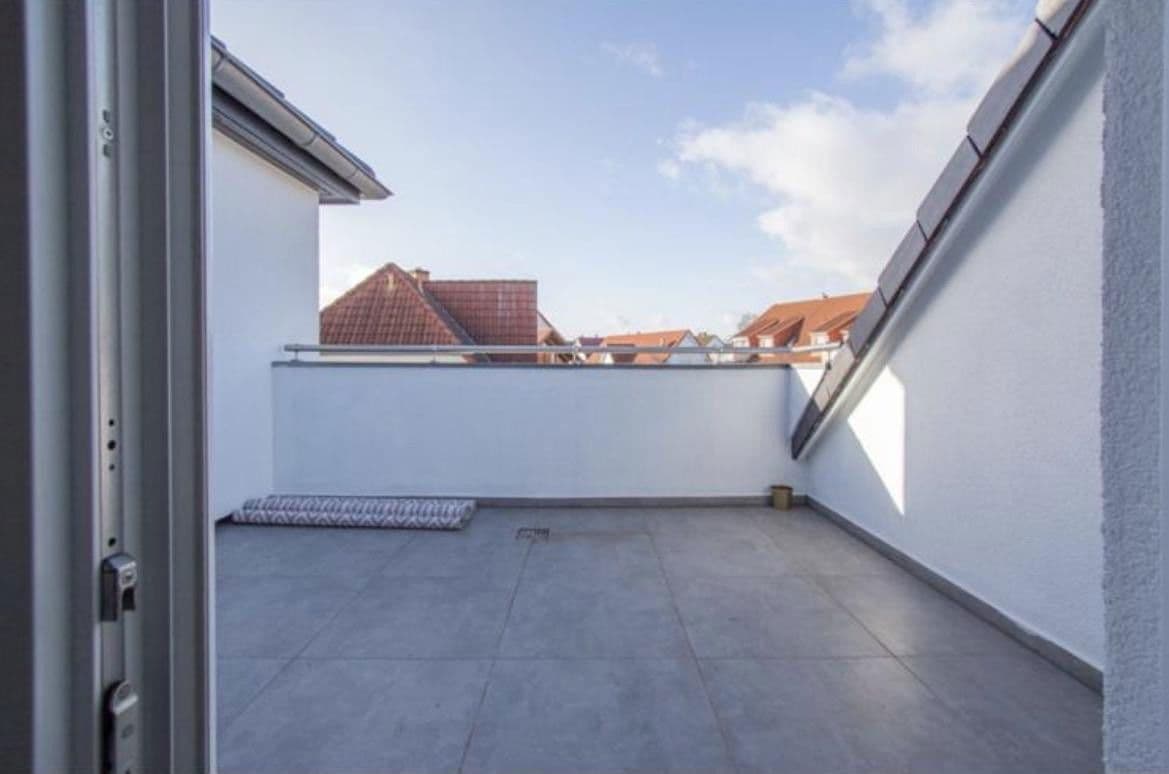 Predaj domu 307 m², pozemek 742 m², Meiergarten 3, Ronnenberg, Dolné Sasko Predaj domu 307 m², pozemek 742 m², Meiergarten 3, Ronnenberg, Dolné Sasko