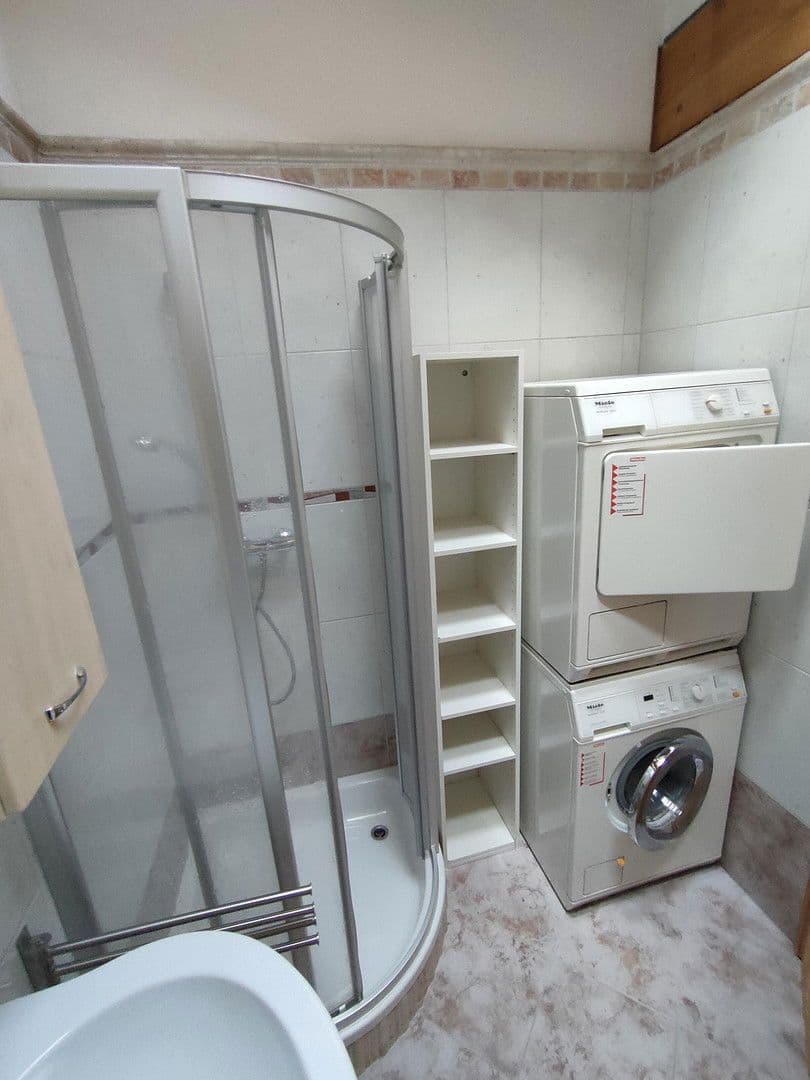 Predaj bytu 3-izbový 83 m², Kirchplatz 3, Götzens, Tirolsko Predaj bytu 3-izbový 83 m², Kirchplatz 3, Götzens, Tirolsko