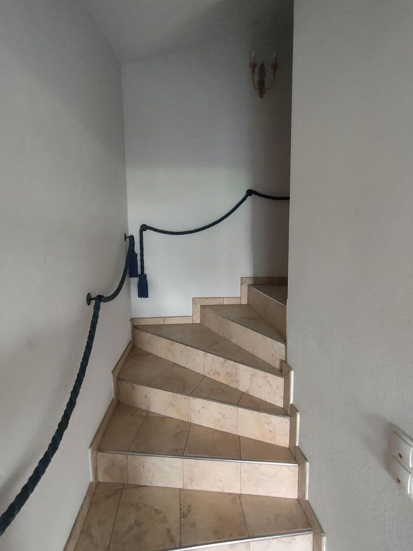 Predaj bytu 3-izbový 83 m², Kirchplatz 3, Götzens, Tirolsko Predaj bytu 3-izbový 83 m², Kirchplatz 3, Götzens, Tirolsko