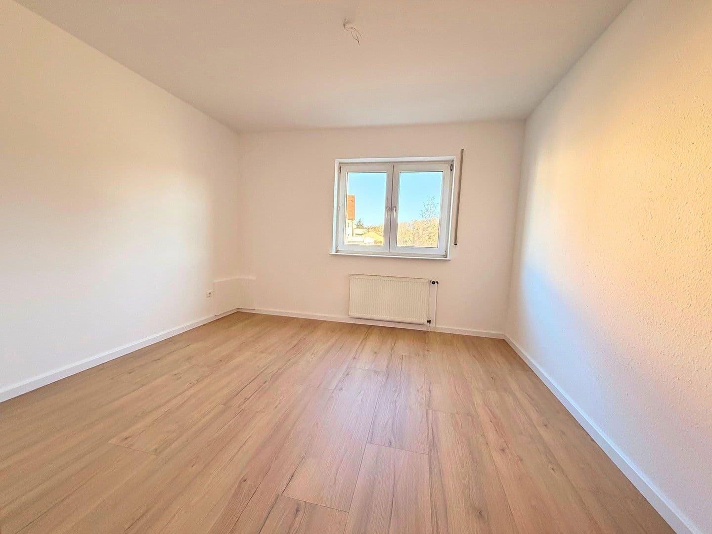 Prenájom bytu 2-izbový 58 m², Kleinwallstadt, Bavorsko Prenájom bytu 2-izbový 58 m², Kleinwallstadt, Bavorsko