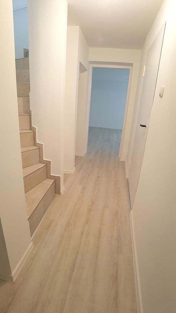 Predaj domu 100 m², pozemek 105 m², München, Bavorsko Predaj domu 100 m², pozemek 105 m², München, Bavorsko