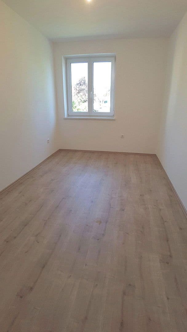 Predaj domu 100 m², pozemek 105 m², München, Bavorsko Predaj domu 100 m², pozemek 105 m², München, Bavorsko