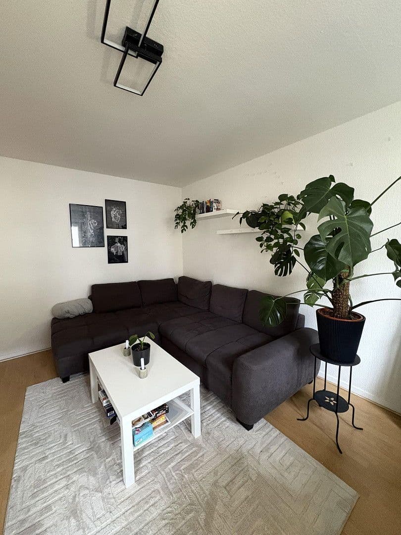 Prenájom bytu 2-izbový 38 m², Dielingerstr. 15/16, Osnabrück, Dolné Sasko Prenájom bytu 2-izbový 38 m², Dielingerstr. 15/16, Osnabrück, Dolné Sasko