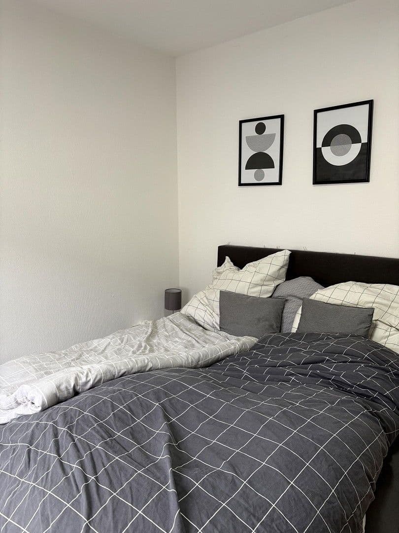 Prenájom bytu 2-izbový 38 m², Dielingerstr. 15/16, Osnabrück, Dolné Sasko Prenájom bytu 2-izbový 38 m², Dielingerstr. 15/16, Osnabrück, Dolné Sasko