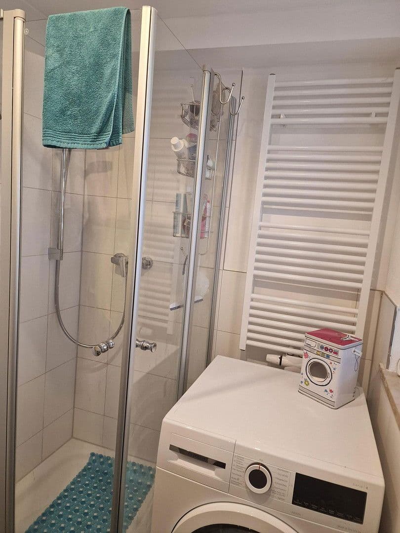 Prenájom bytu 2-izbový 61 m², Hofoldinger Straße 9, Sauerlach, Bavorsko Prenájom bytu 2-izbový 61 m², Hofoldinger Straße 9, Sauerlach, Bavorsko