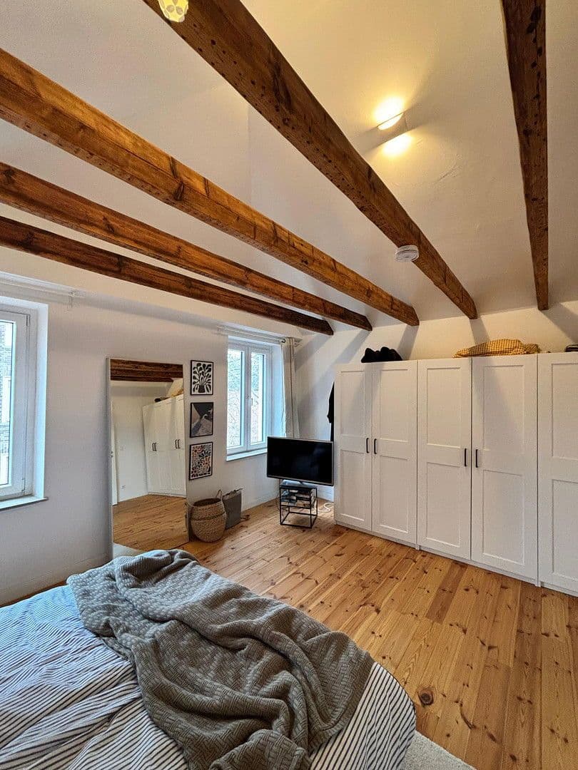 Prenájom bytu 3-izbový 77 m², Duisburg, Severné Porýnie - Westfálsko Prenájom bytu 3-izbový 77 m², Duisburg, Severné Porýnie - Westfálsko