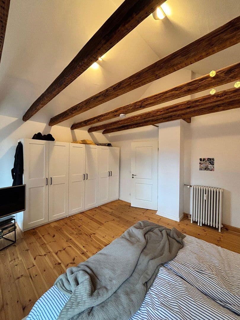 Prenájom bytu 3-izbový 77 m², Duisburg, Severné Porýnie - Westfálsko Prenájom bytu 3-izbový 77 m², Duisburg, Severné Porýnie - Westfálsko