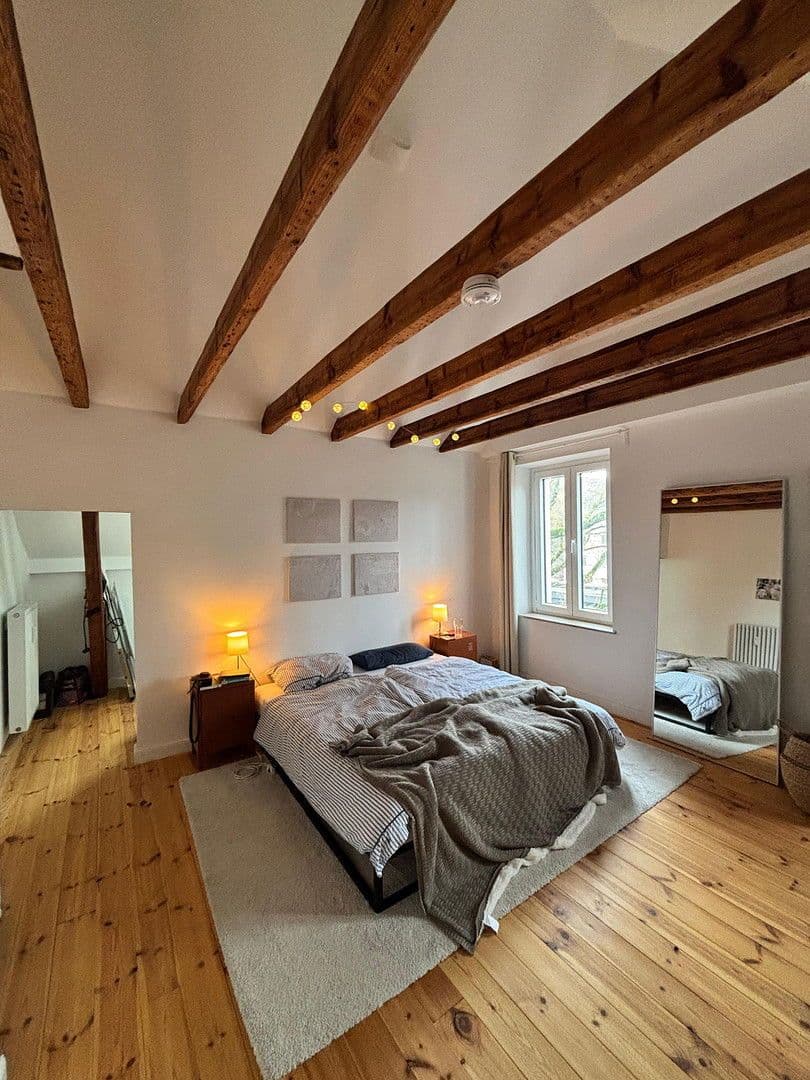 Prenájom bytu 3-izbový 77 m², Duisburg, Severné Porýnie - Westfálsko Prenájom bytu 3-izbový 77 m², Duisburg, Severné Porýnie - Westfálsko