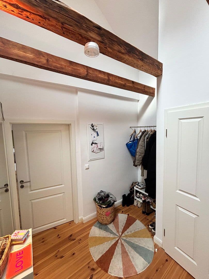 Prenájom bytu 3-izbový 77 m², Duisburg, Severné Porýnie - Westfálsko Prenájom bytu 3-izbový 77 m², Duisburg, Severné Porýnie - Westfálsko