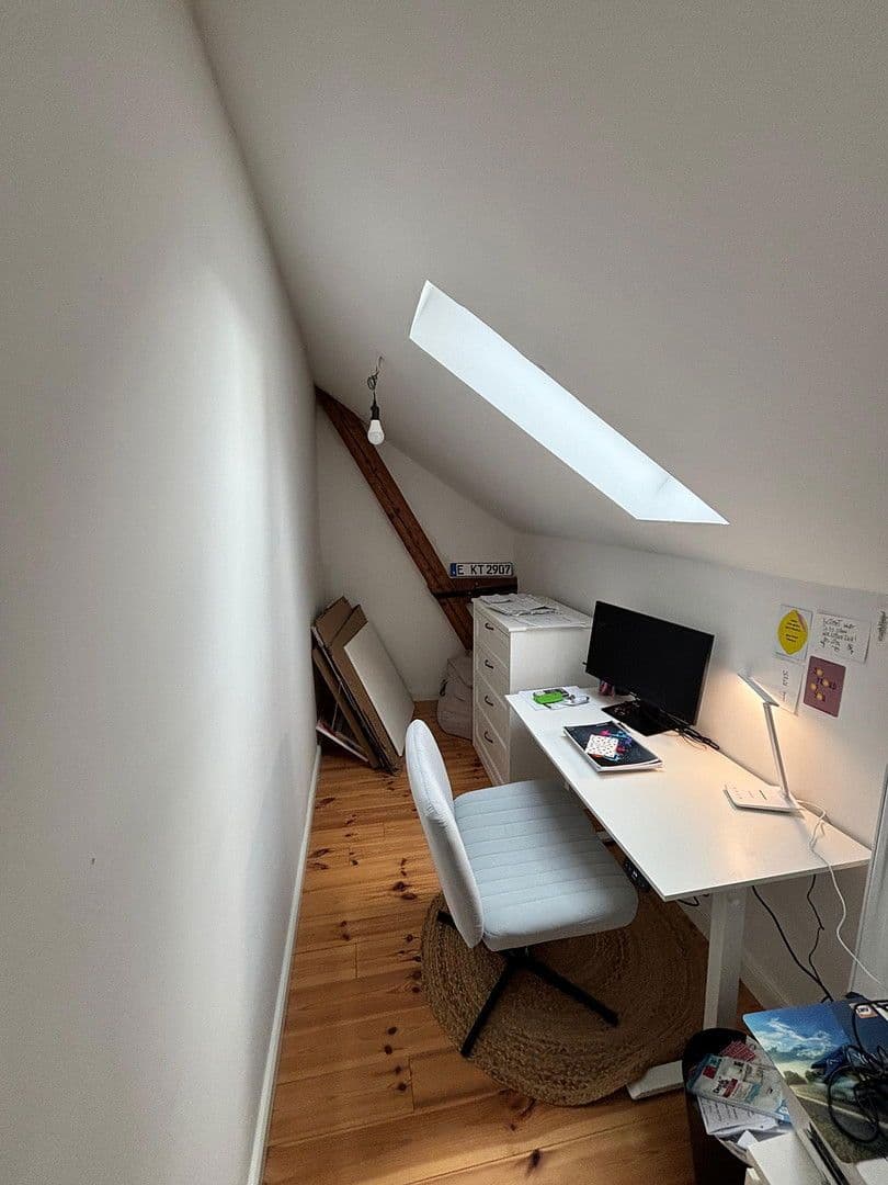 Prenájom bytu 3-izbový 77 m², Duisburg, Severné Porýnie - Westfálsko Prenájom bytu 3-izbový 77 m², Duisburg, Severné Porýnie - Westfálsko