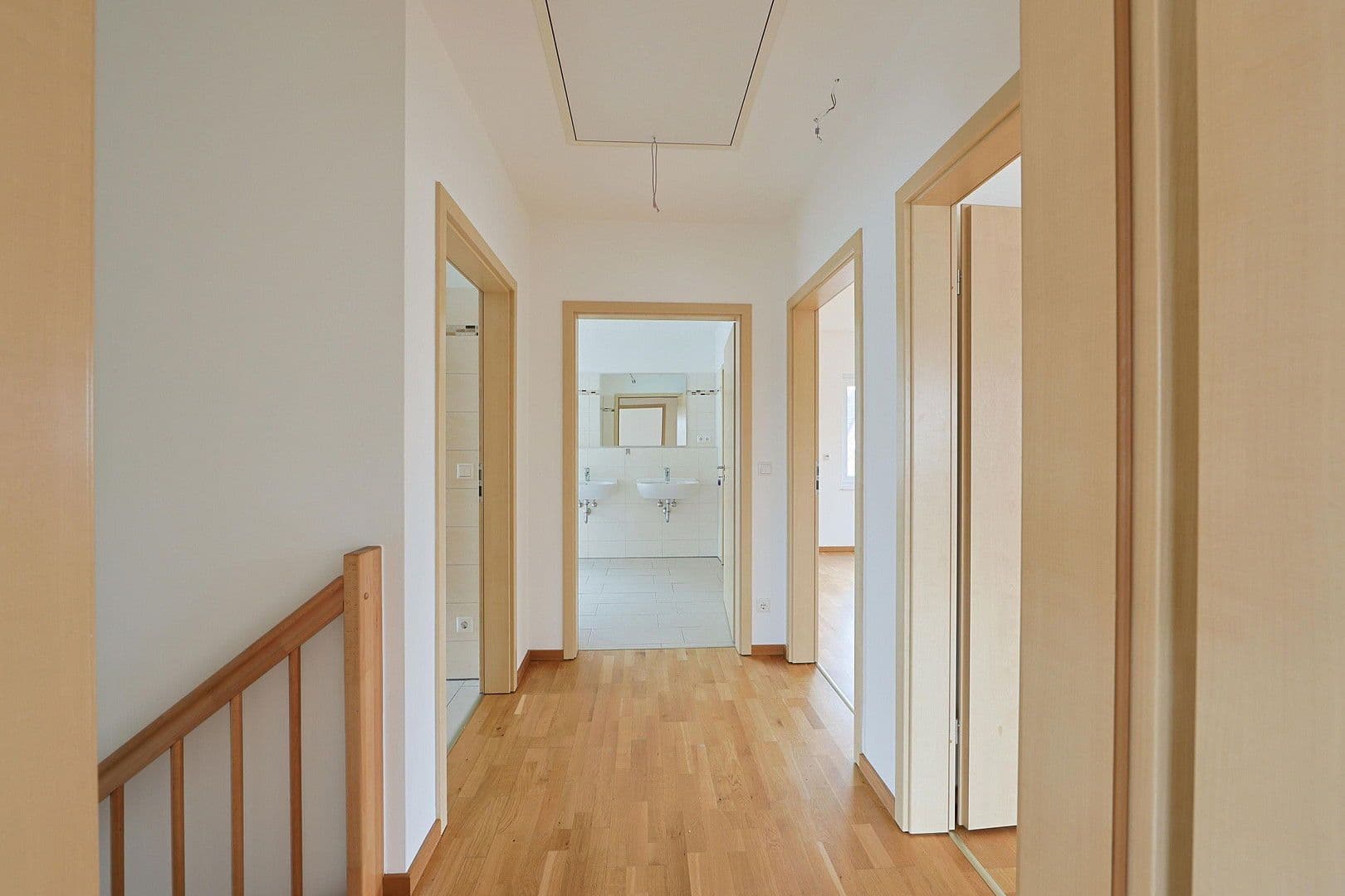 Prenájom domu 164 m², pozemek 550 m², Oranienburg, Brandenbursko Prenájom domu 164 m², pozemek 550 m², Oranienburg, Brandenbursko