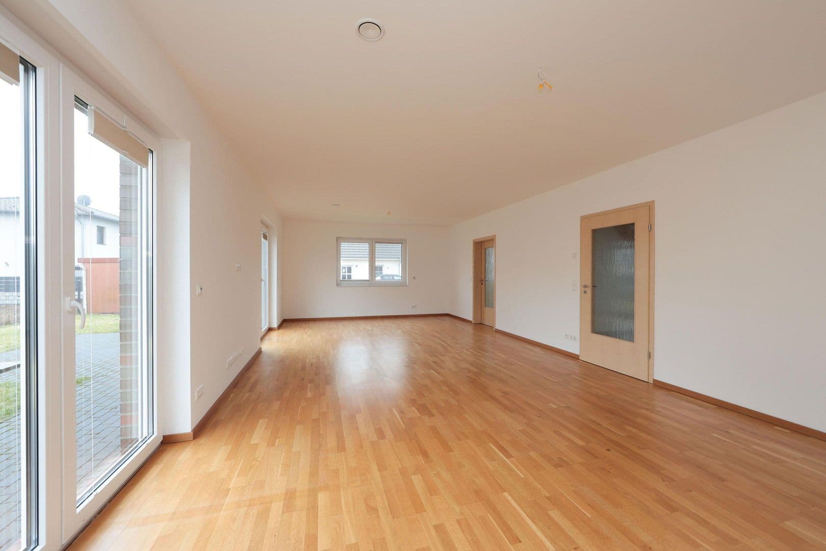Prenájom domu 164 m², pozemek 550 m², Oranienburg, Brandenbursko Prenájom domu 164 m², pozemek 550 m², Oranienburg, Brandenbursko