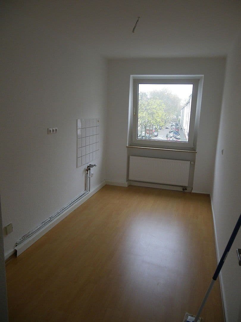 Prenájom bytu 3-izbový 74 m², Saarlandstraße 112, Dortmund, Severné Porýnie - Westfálsko Prenájom bytu 3-izbový 74 m², Saarlandstraße 112, Dortmund, Severné Porýnie - Westfálsko