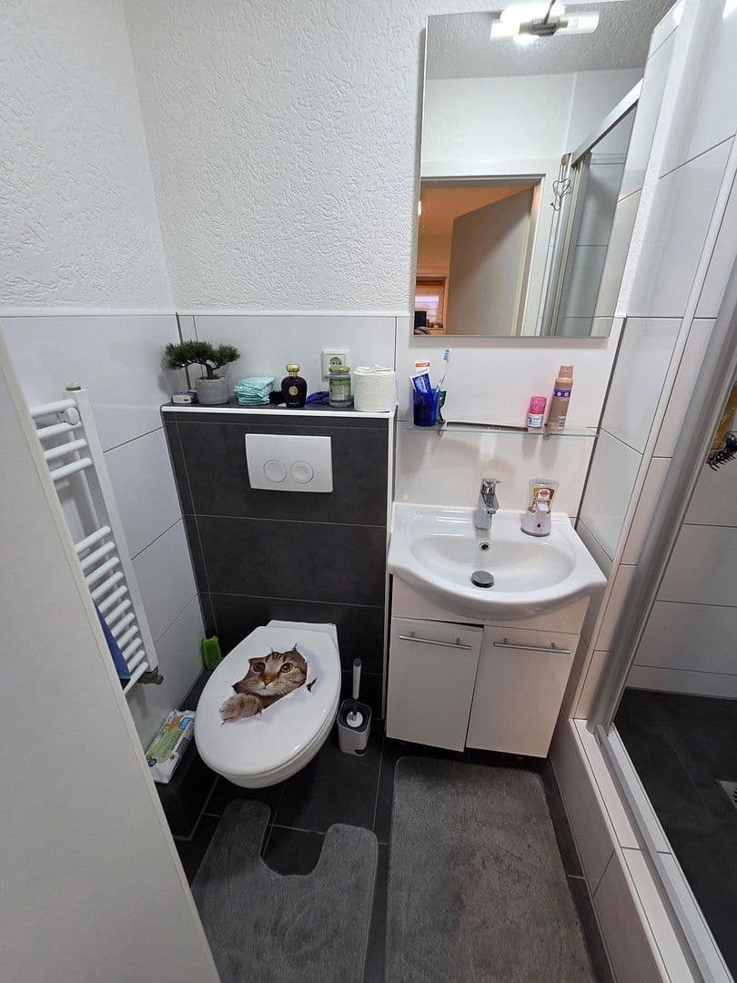 Predaj domu 120 m², pozemek 365 m², Schutzenstrasse, 21/1, Niefern-Öschelbronn, Bádensko-Wurttembersko Predaj domu 120 m², pozemek 365 m², Schutzenstrasse, 21/1, Niefern-Öschelbronn, Bádensko-Wurttembersko