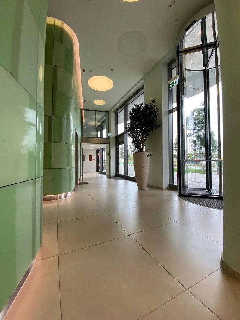 Prenájom bytu 2-izbový 72 m², Frankfurt am Main, Hesensko Prenájom bytu 2-izbový 72 m², Frankfurt am Main, Hesensko