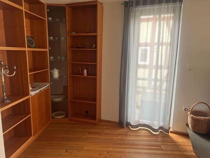 Prenájom domu 200 m², pozemek 150 m², Haupt Str, 22, Külsheim, Bádensko-Wurttembersko Prenájom domu 200 m², pozemek 150 m², Haupt Str, 22, Külsheim, Bádensko-Wurttembersko