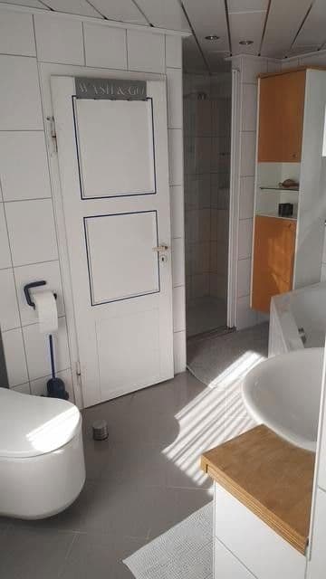 Prenájom domu 200 m², pozemek 150 m², Haupt Str, 22, Külsheim, Bádensko-Wurttembersko Prenájom domu 200 m², pozemek 150 m², Haupt Str, 22, Külsheim, Bádensko-Wurttembersko