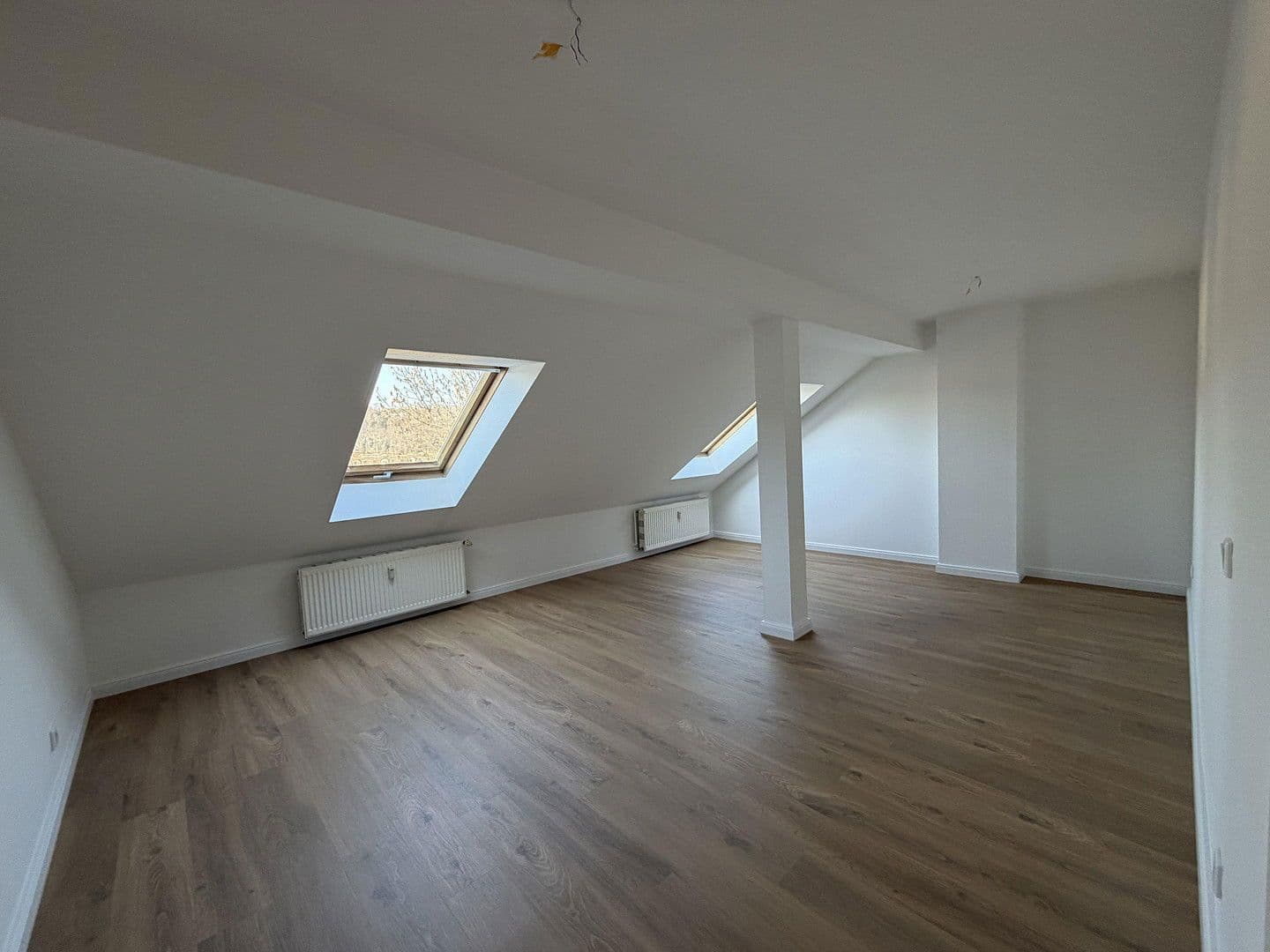 Predaj bytu 4-izbový 107 m², Sörgelstraße 4, Freital, Sasko Predaj bytu 4-izbový 107 m², Sörgelstraße 4, Freital, Sasko