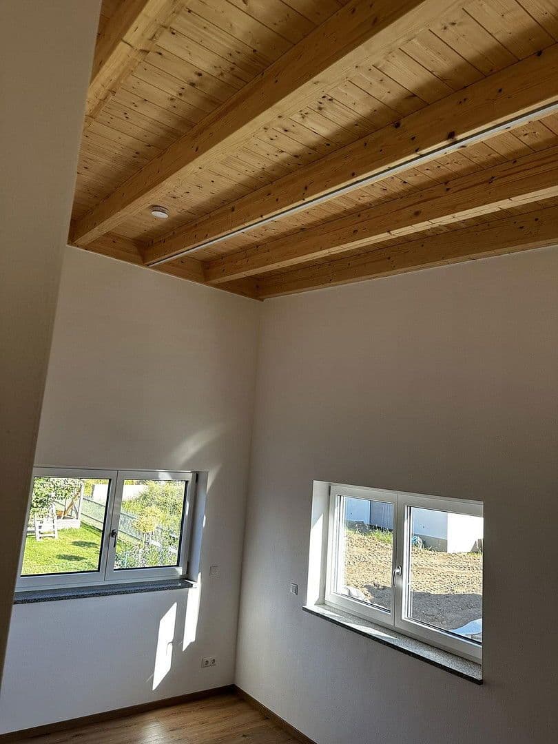 Prenájom domu 130 m², pozemek 337 m², Winzer, Bavorsko Prenájom domu 130 m², pozemek 337 m², Winzer, Bavorsko