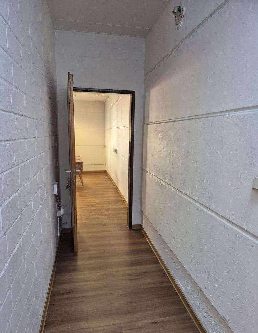 Prenájom nebytového priestoru 632 m², Rudolf-Diesel-Str. 11, Kaltenkirchen, Šlezvicko-Holštajnsko Prenájom nebytového priestoru 632 m², Rudolf-Diesel-Str. 11, Kaltenkirchen, Šlezvicko-Holštajnsko