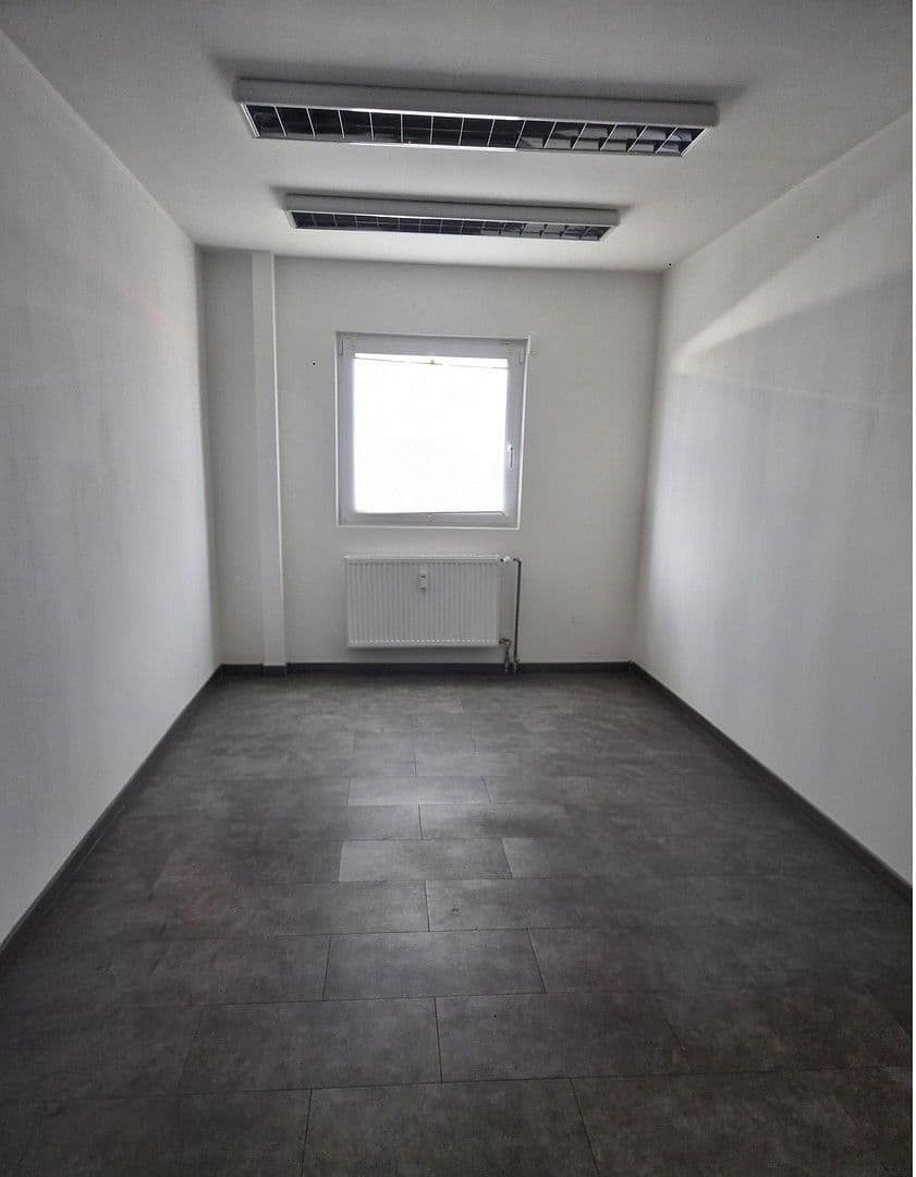 Prenájom nebytového priestoru 632 m², Rudolf-Diesel-Str. 11, Kaltenkirchen, Šlezvicko-Holštajnsko Prenájom nebytového priestoru 632 m², Rudolf-Diesel-Str. 11, Kaltenkirchen, Šlezvicko-Holštajnsko