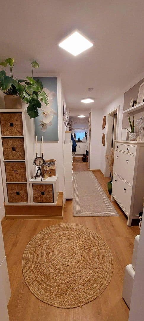 Prenájom bytu 3-izbový 108 m², Heddesheim, Bádensko-Wurttembersko Prenájom bytu 3-izbový 108 m², Heddesheim, Bádensko-Wurttembersko