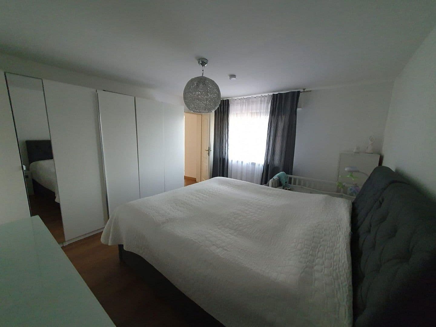 Prenájom bytu 3-izbový 108 m², Heddesheim, Bádensko-Wurttembersko Prenájom bytu 3-izbový 108 m², Heddesheim, Bádensko-Wurttembersko