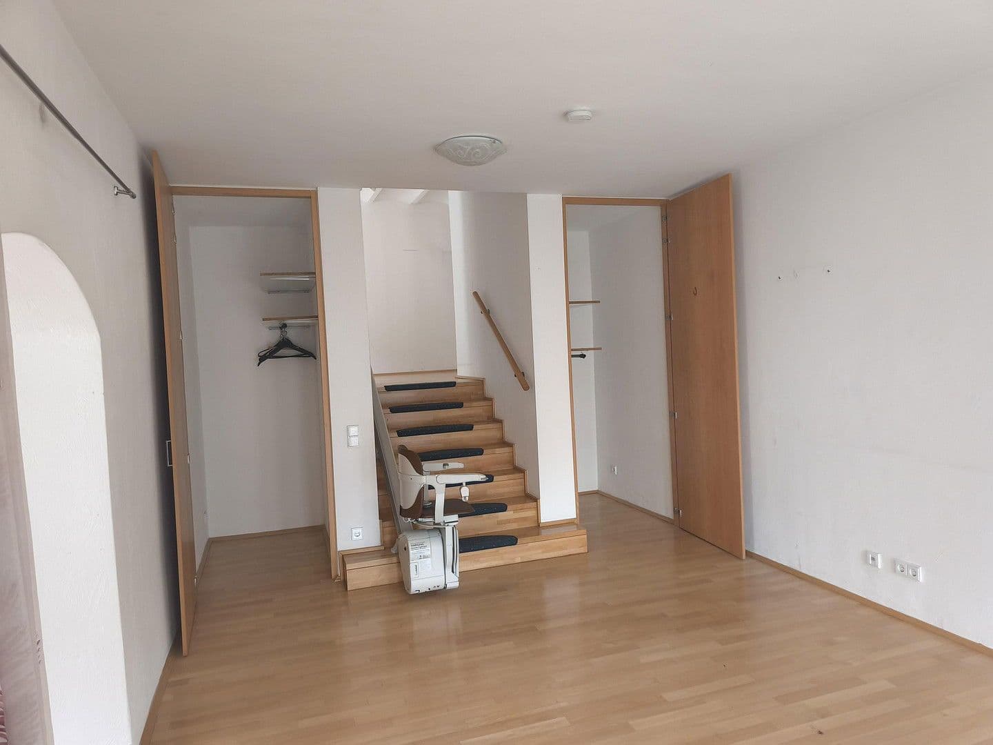 Predaj bytu 5-izbový 175 m², Mainz, Porýnie-Falcko Predaj bytu 5-izbový 175 m², Mainz, Porýnie-Falcko