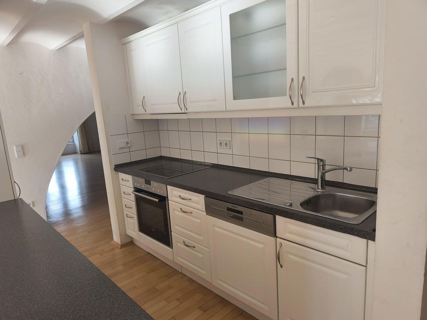 Predaj bytu 5-izbový 175 m², Mainz, Porýnie-Falcko Predaj bytu 5-izbový 175 m², Mainz, Porýnie-Falcko