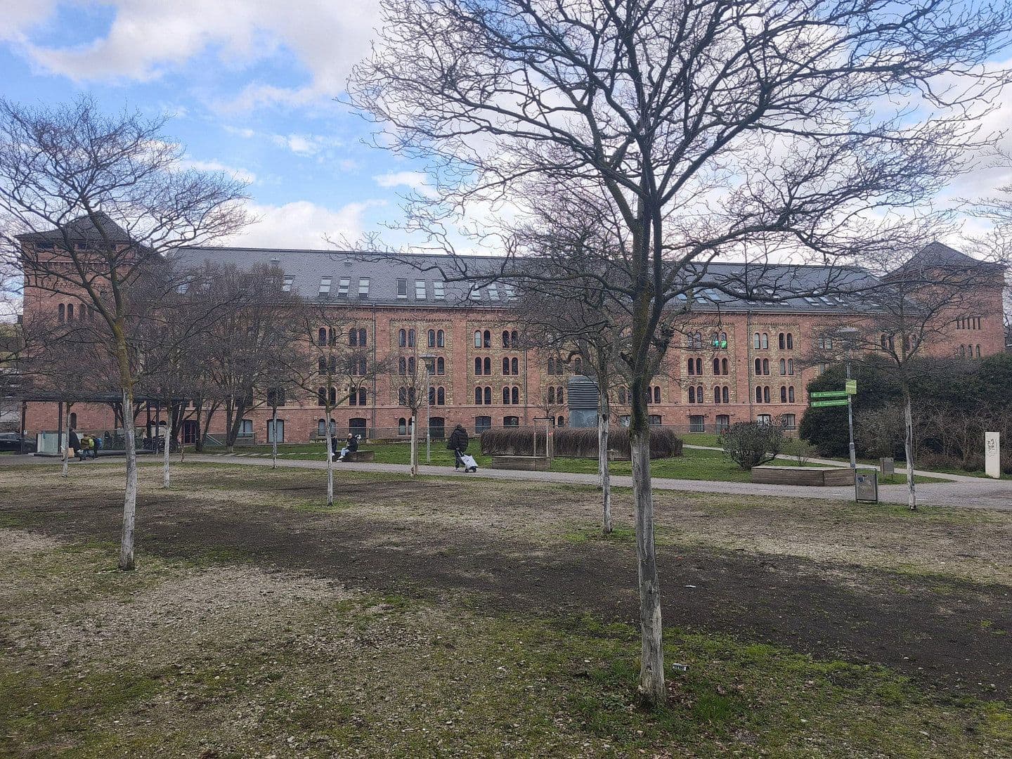 Predaj bytu 5-izbový 175 m², Mainz, Porýnie-Falcko Predaj bytu 5-izbový 175 m², Mainz, Porýnie-Falcko