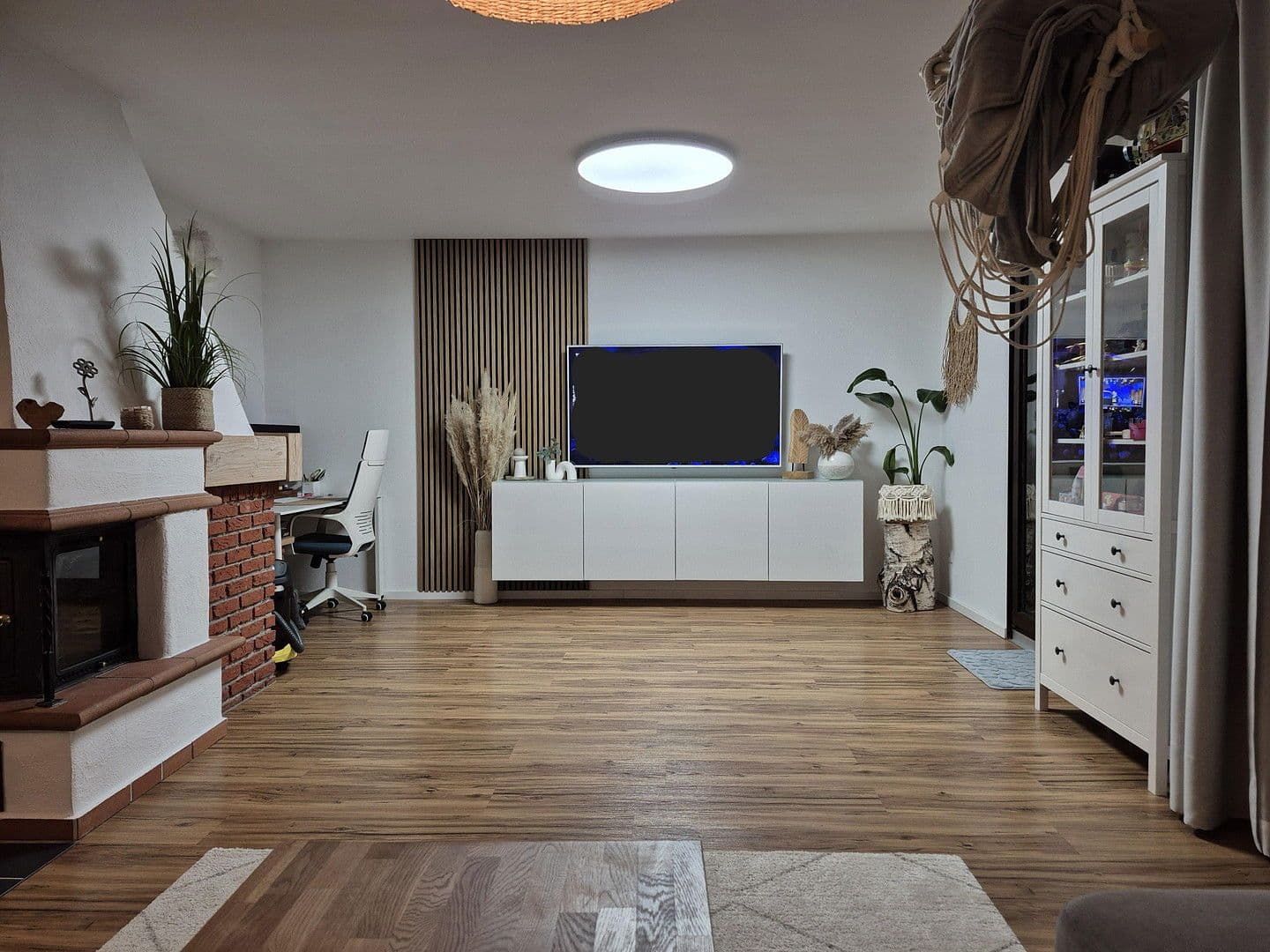 Predaj domu 120 m², pozemek 590 m², Königsbrunn, Bavorsko Predaj domu 120 m², pozemek 590 m², Königsbrunn, Bavorsko