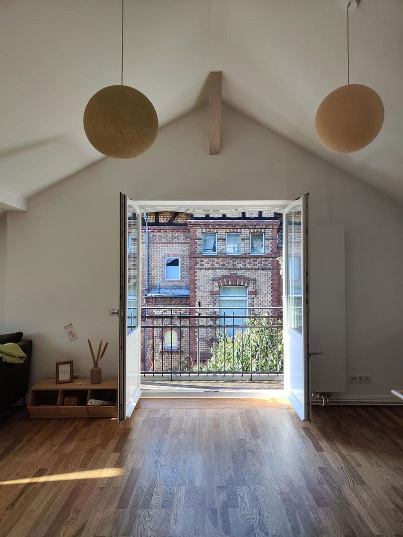 Prenájom bytu 4-izbový 114 m², Rheingaustraße 122, Wiesbaden-Biebrich, Hesensko Prenájom bytu 4-izbový 114 m², Rheingaustraße 122, Wiesbaden-Biebrich, Hesensko