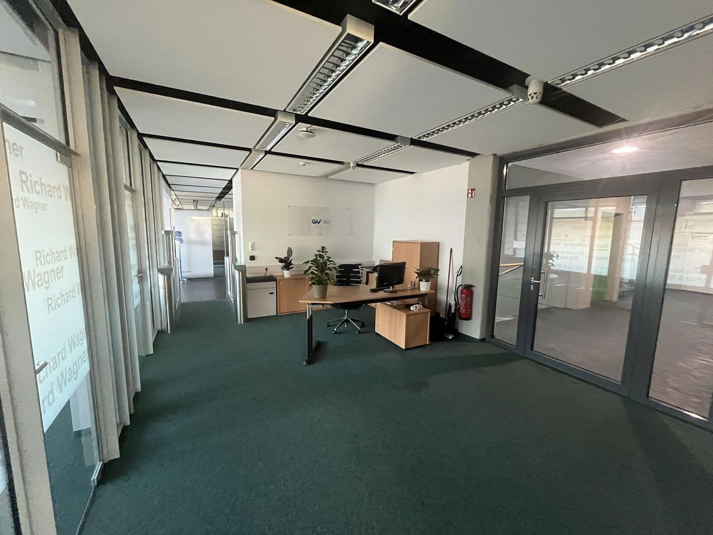 Prenájom kancelárie 564 m², Georg-Schumann-Str. 294, Leipzig, Sasko Prenájom kancelárie 564 m², Georg-Schumann-Str. 294, Leipzig, Sasko